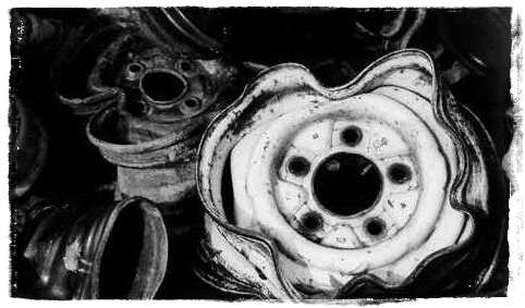 Hubcap Art